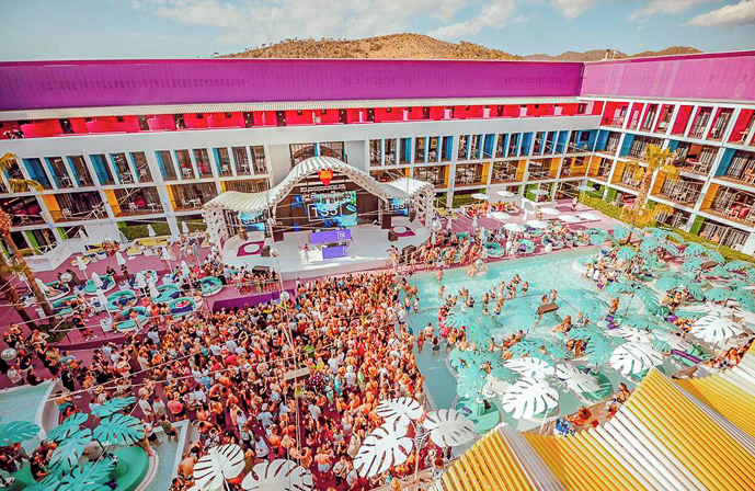 //www.jet2holidays.com/-/media/assets/product images - custom overview groups/ibz/ibiza rocks/ibz_70499_ibiza_rocks_1024_01_689x448.jpg